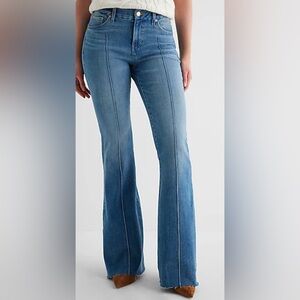 Express MID RISE MEDIUM WASH PINTUCK RAW HEM FLEXX '70S FLARE
